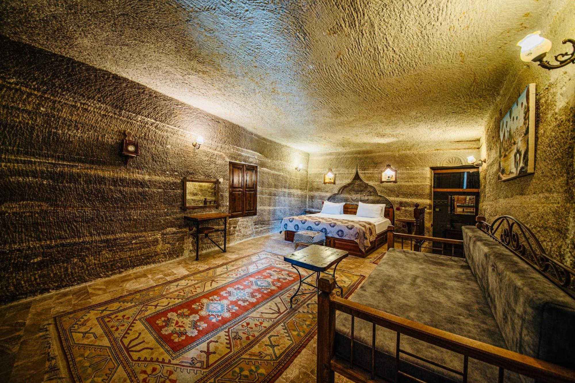 Chelebi Cave Suites Plus 6 Years Old Goreme Room photo