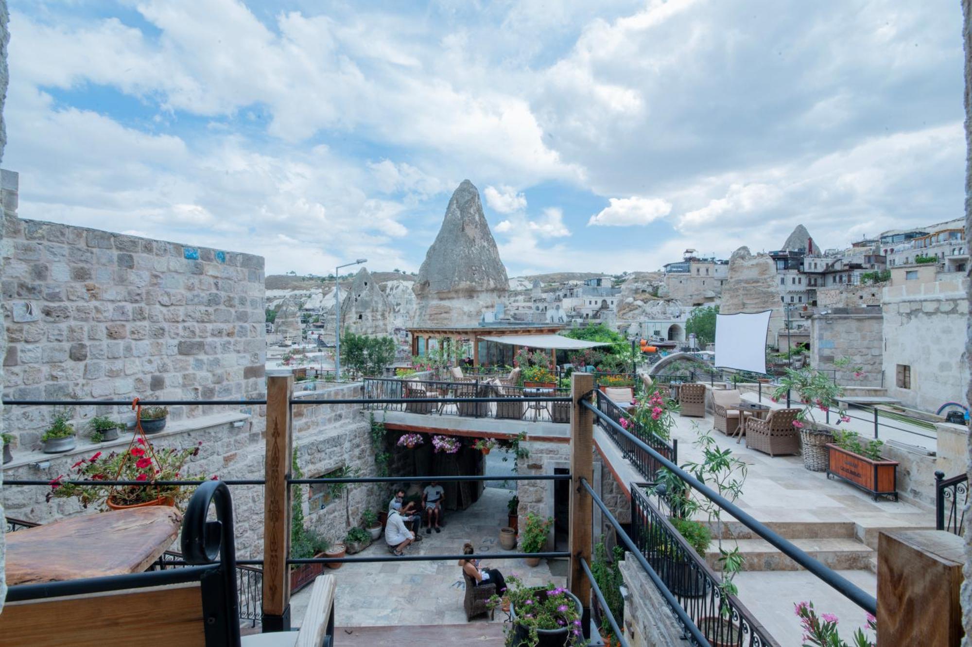 Chelebi Cave Suites Plus 6 Years Old Goreme Room photo